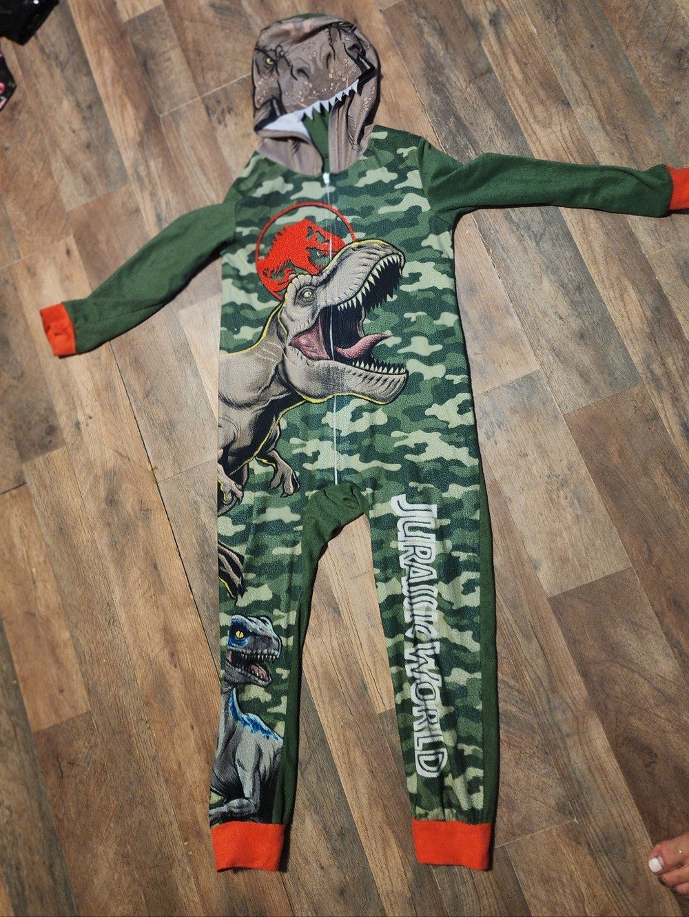 Jurassic World Boys' Green Camo T-Rex Hooded Pajama Set